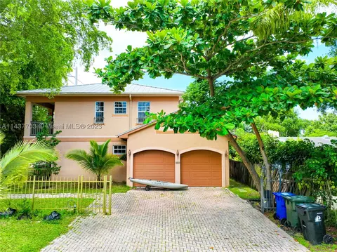 839 SW 11th St, Fort Lauderdale, FL 33315
