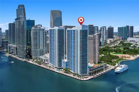 335 S Biscayne Blvd #2312, Miami, FL 33131