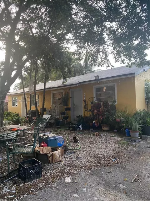1171 NW 12th St Cir, Homestead, FL 33030