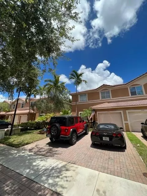 2440 NW 98th Ln #2440, Sunrise, FL 33322