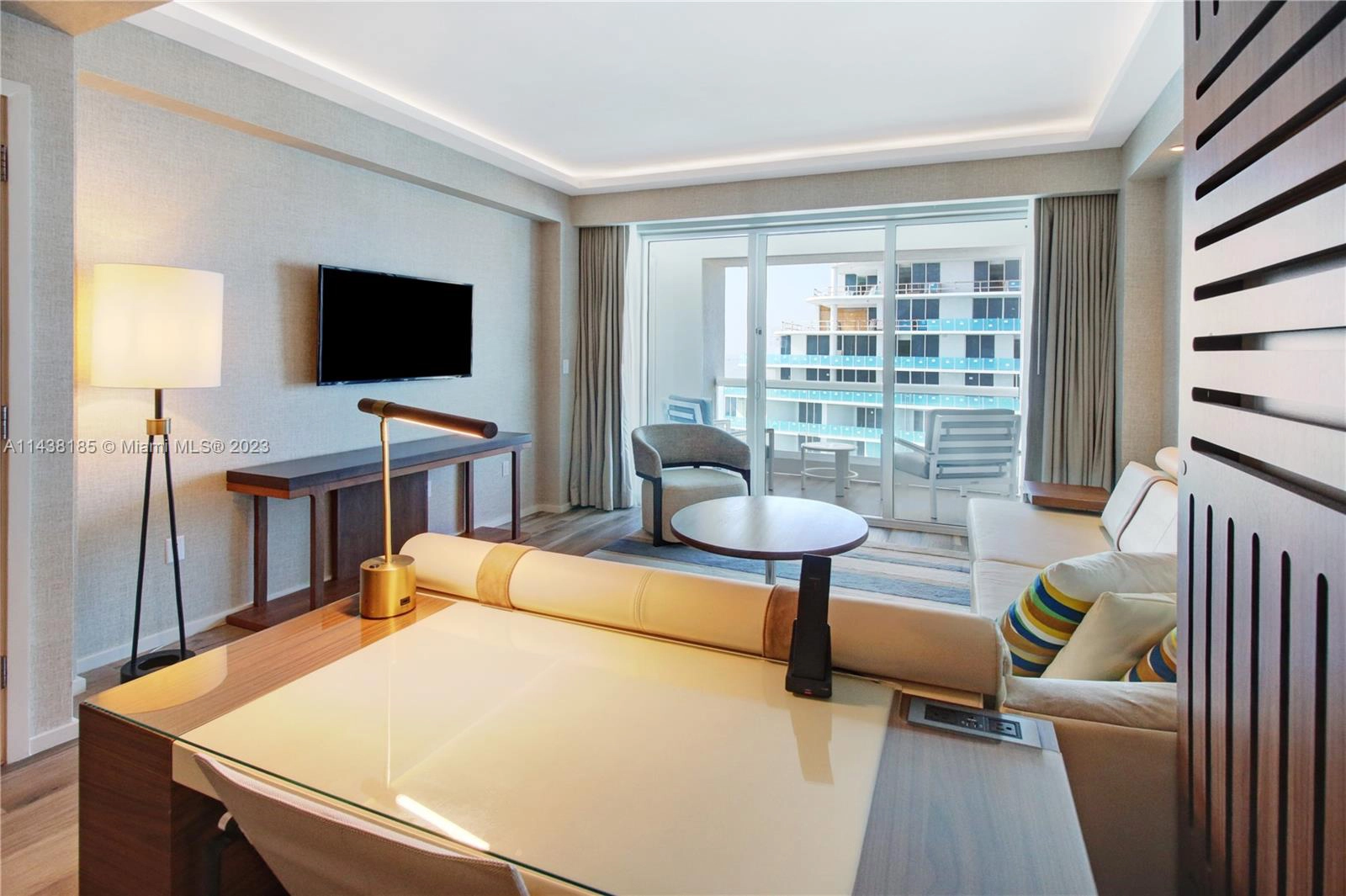 551 N Fort Lauderdale Beach Blvd Unit H811