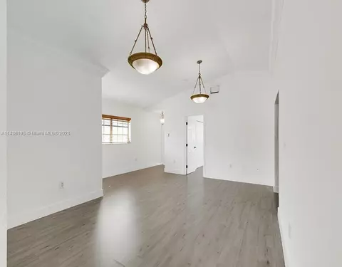 2685 W 70th Pl, Hialeah, FL 33016 photo 3