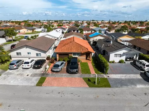 2685 W 70th Pl, Hialeah, FL 33016 photo 25