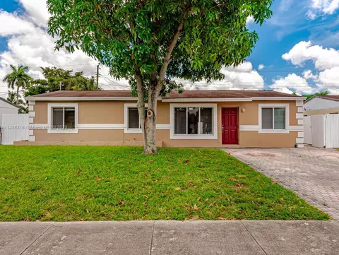 6450 SW 15th Ct, North Lauderdale, FL 33068