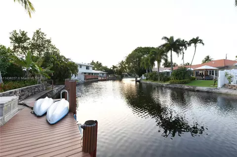 1757 NE 33rd St, Oakland Park, FL 33334
