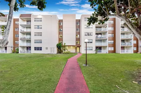 6960 Miami Gardens Dr #2-421, Hialeah, FL 33015
