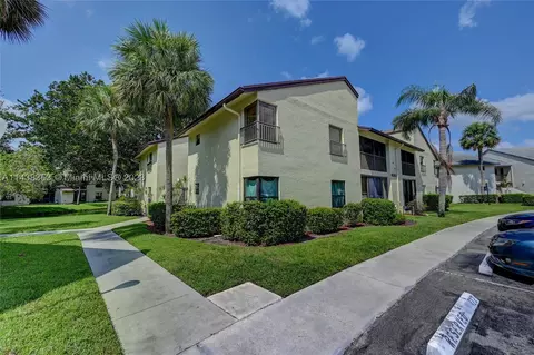 3423 Cocoplum Cir #3412, Coconut Creek, FL 33063