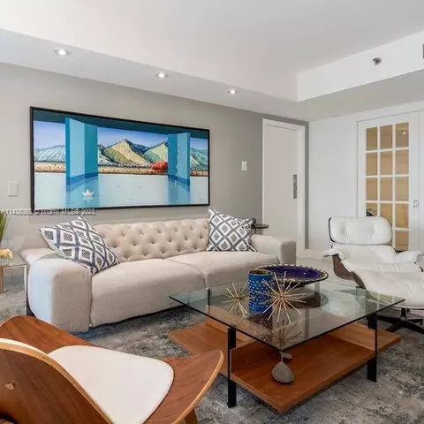 Undisclosed, Aventura, FL 33180