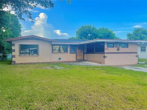 372 W Dayton Cir, Fort Lauderdale, FL 33312