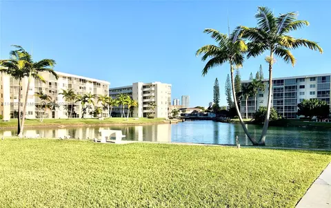 2851 Leonard Dr #J407, Aventura, FL 33160