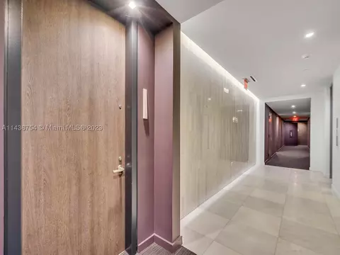 88 SW 7th St #2205, Miami, FL 33130