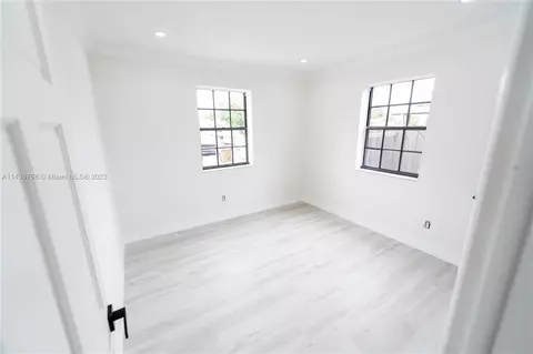 170 E 43rd St, Hialeah, FL 33013 photo 9