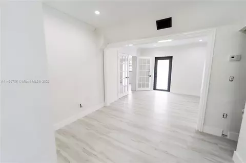 170 E 43rd St, Hialeah, FL 33013 photo 6
