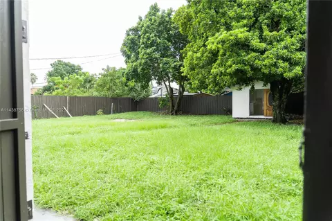 170 E 43rd St, Hialeah, FL 33013 photo 20