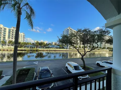 3215 NE 184th St #14205, Aventura, FL 33160