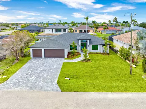 415 SE 29th Ter, Cape Coral, FL 33904
