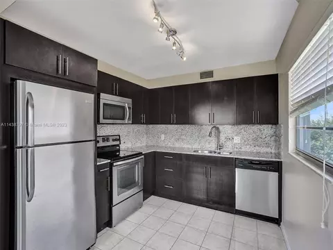 13250 SW 4th Ct #418G, Pembroke Pines, FL 33027