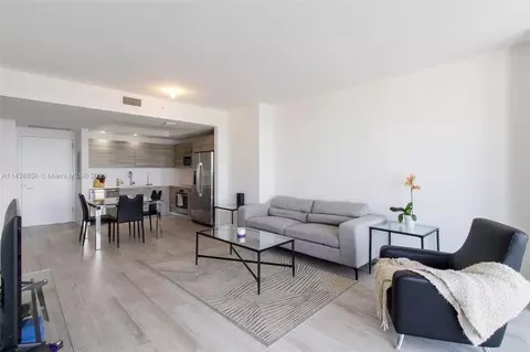 121 NE 34th St #2212, Miami, FL 33137