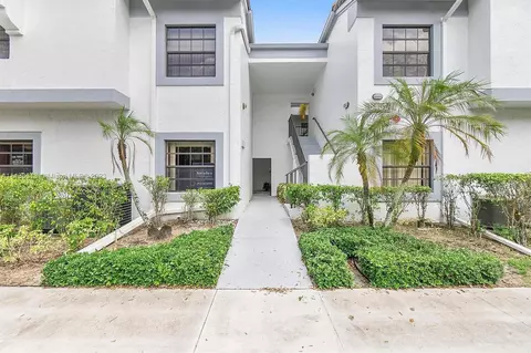 5430 Venetia Ct #H, Boynton Beach, FL 33437