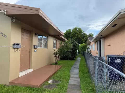 9258 SW 36th St, Miami, FL 33165