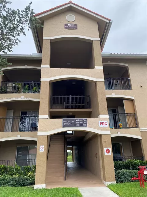 11730 SW 2nd St #12206, Pembroke Pines, FL 33025