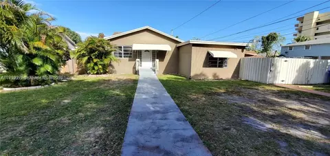 4257 NW 3rd St, Miami, FL 33126