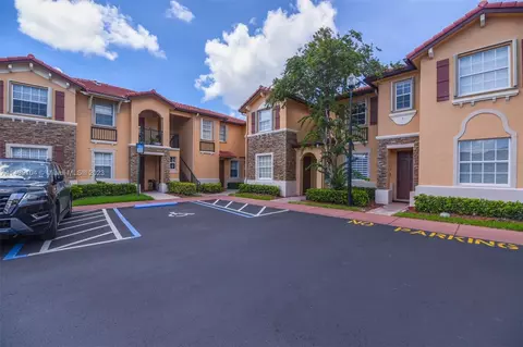 3355 NE 13th Cir Dr #102-28, Homestead, FL 33033