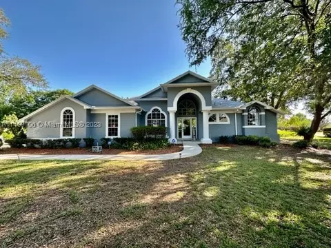 2099 Camelot Blvd, Saint Cloud, FL 34772 photo 1