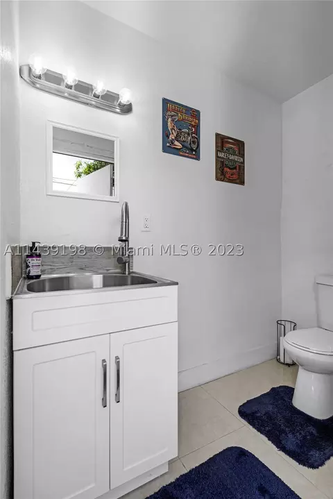 741 SE 1st St, Hialeah, FL 33010 photo 18
