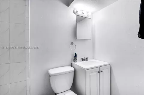 741 SE 1st St, Hialeah, FL 33010 photo 19