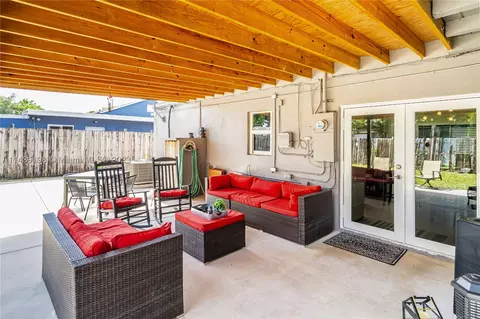 741 SE 1st St, Hialeah, FL 33010 photo 23