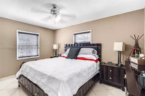 741 SE 1st St, Hialeah, FL 33010 photo 15