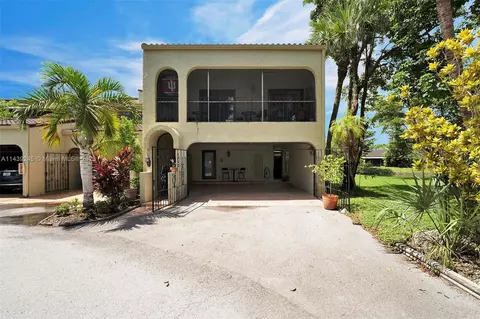 3752 Estepona Ave #14B2, Doral, FL 33178