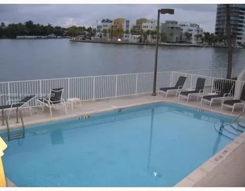 5880 Collins Ave #902, Miami Beach, FL 33140