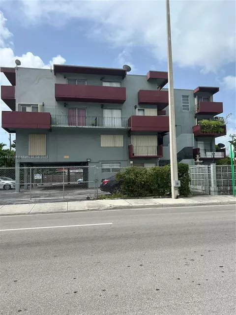 6580 W Flagler St #309, Miami, FL 33144
