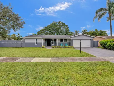 3700 NW 11th St, Coconut Creek, FL 33066