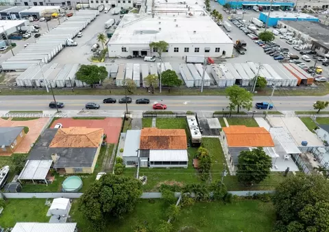View/Area - 3360 E 10th Ave, Hialeah, FL 33013 photo 6 of 9