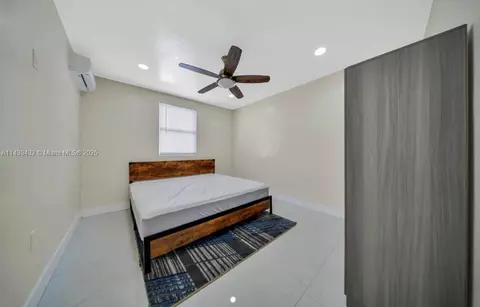 Bedroom - 3360 E 10th Ave, Hialeah, FL 33013 photo 3 of 4