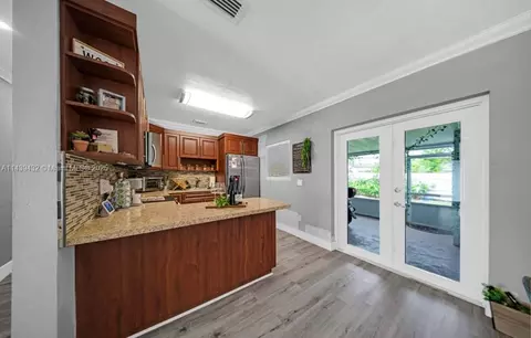 Kitchen - 3360 E 10th Ave, Hialeah, FL 33013 photo 1 of 5