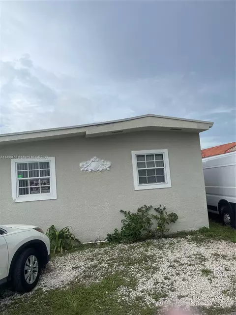 11015 NW 5 Ter, Sweetwater, FL 33172