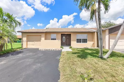 9531 W Fern Ln, Miramar, FL 33025