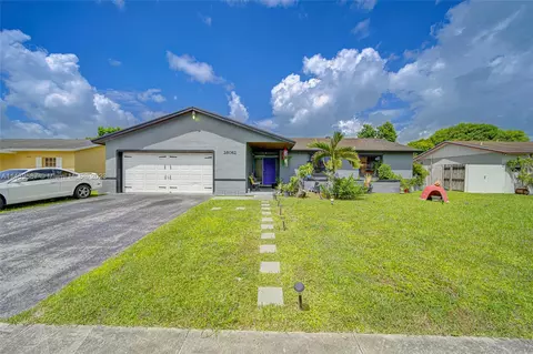 26062 SW 133rd Pl, Homestead, FL 33032