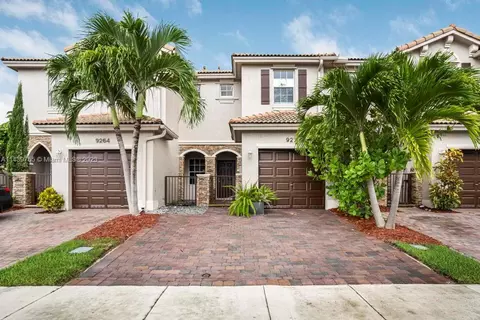 9270 SW 221st St #0, Cutler Bay, FL 33190