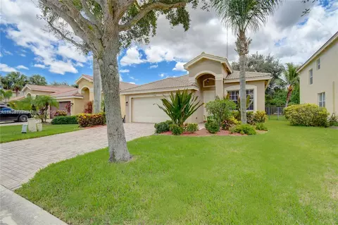 7914 Jewelwood Dr, Boynton Beach, FL 33437