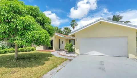 640 NW 49th Ave, Coconut Creek, FL 33063