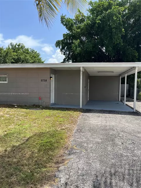 5738 Albert Rd, West Palm Beach, FL 33415