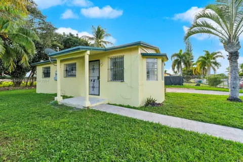 14710 SW 302nd St, Homestead, FL 33033