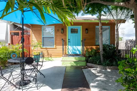 17 S L St, Lake Worth, FL 33460