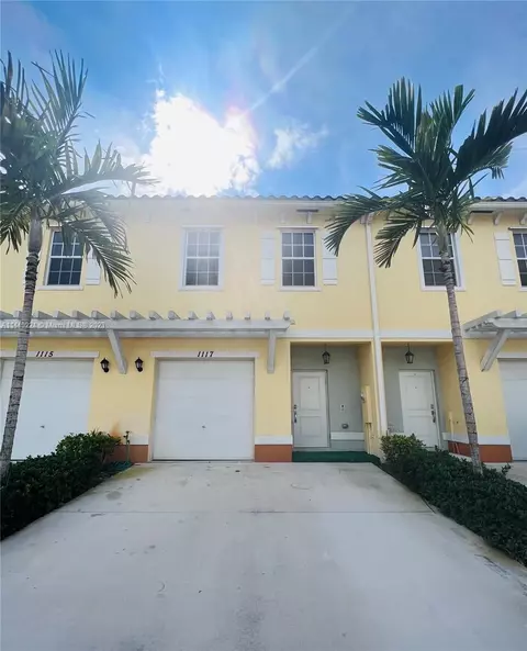 1117 NW 40th Way #1117, Lauderhill, FL 33313
