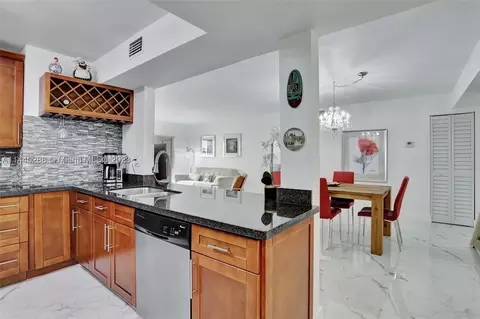 12231 Royal Palm Blvd #4P, Coral Springs, FL 33065